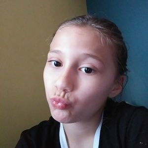 Meet your Posher, Riley